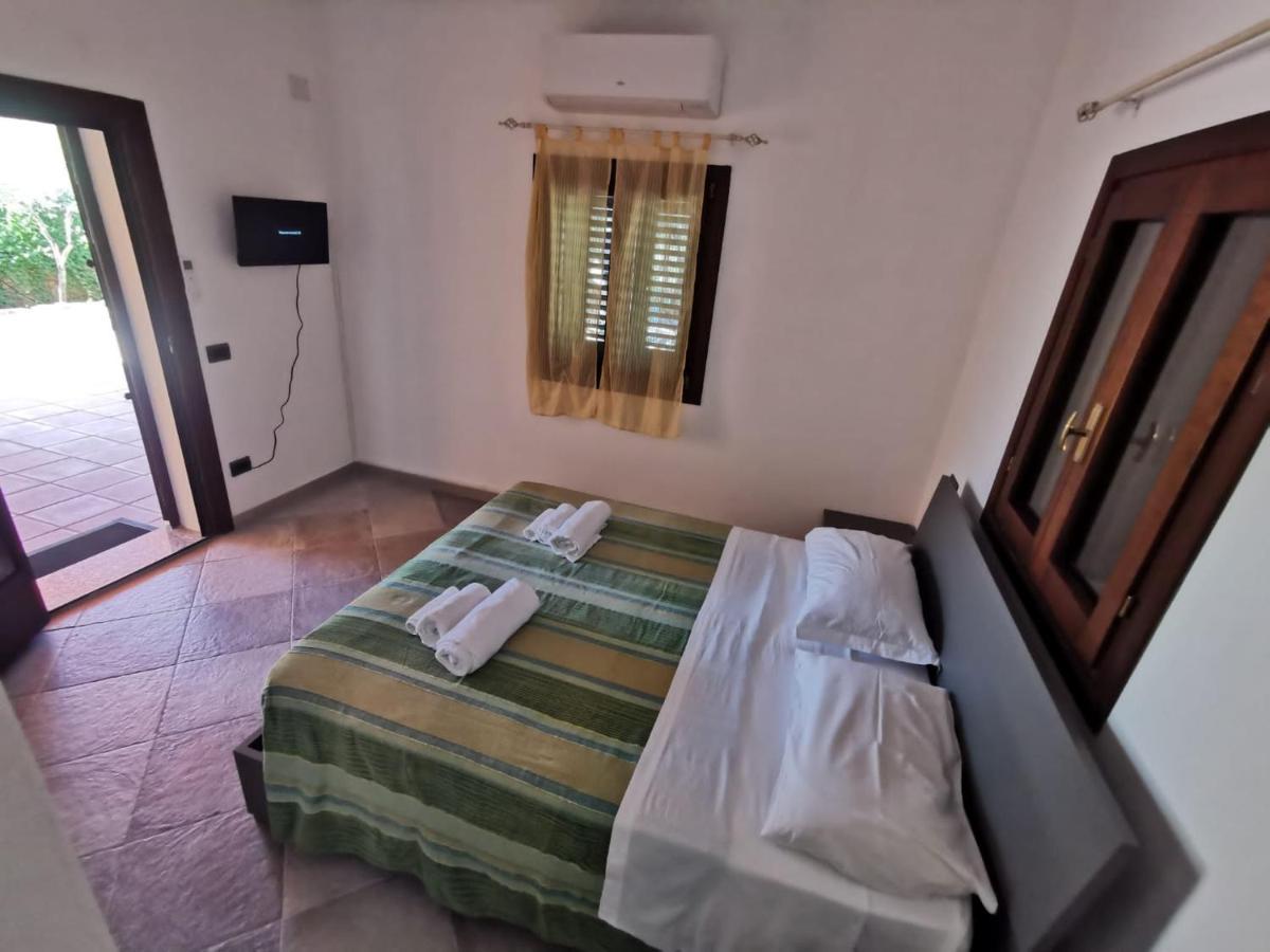 Eldivin Bed and Breakfast San Teodoro  Buitenkant foto